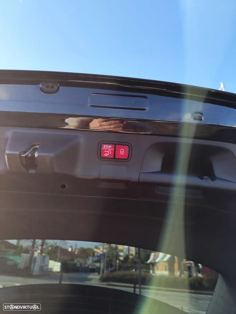 Mercedes-Benz CLA 250 e 8G-DCT AMG Line - 11