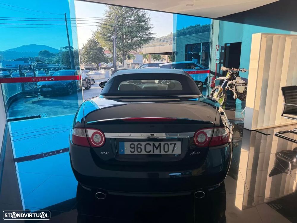 Jaguar XK 4.2 V8 - 4