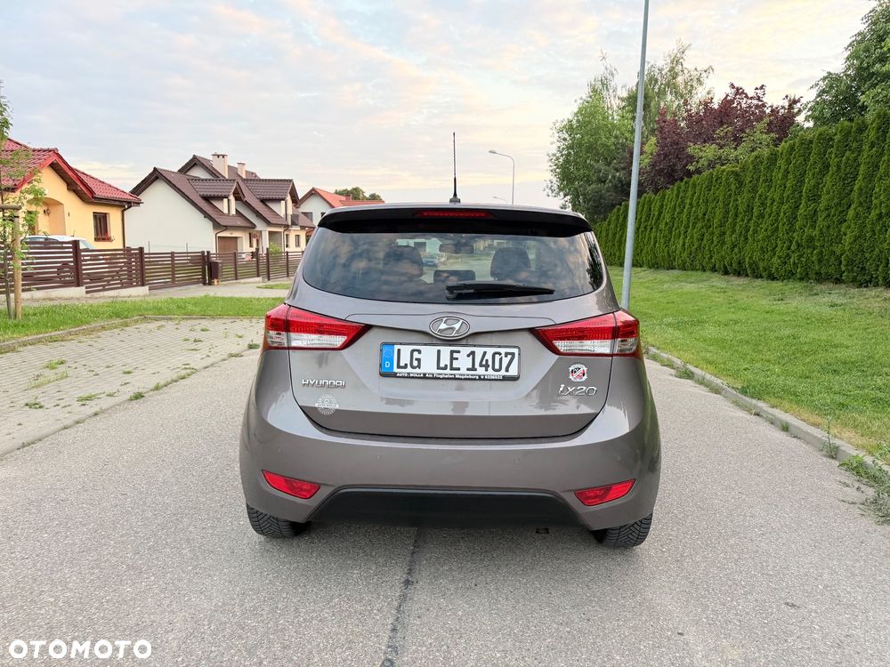 Hyundai ix20 - 21