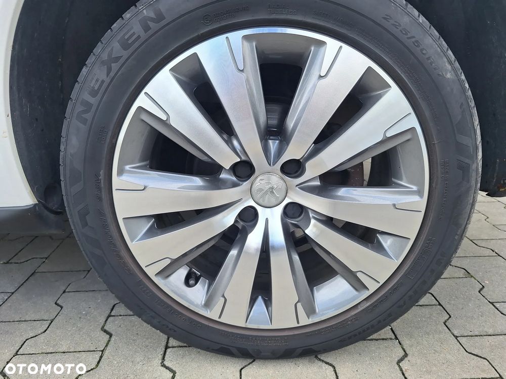 Peugeot 3008 HDi 115 Allure - 31