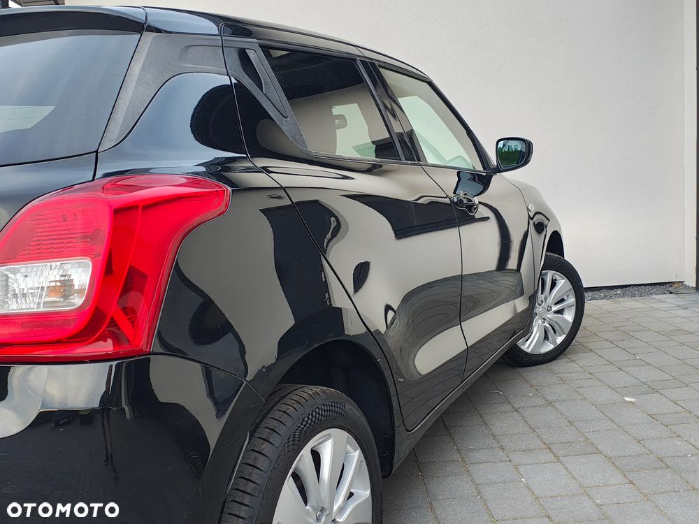Suzuki Swift 1.2 Dualjet Allgrip Comfort - 25