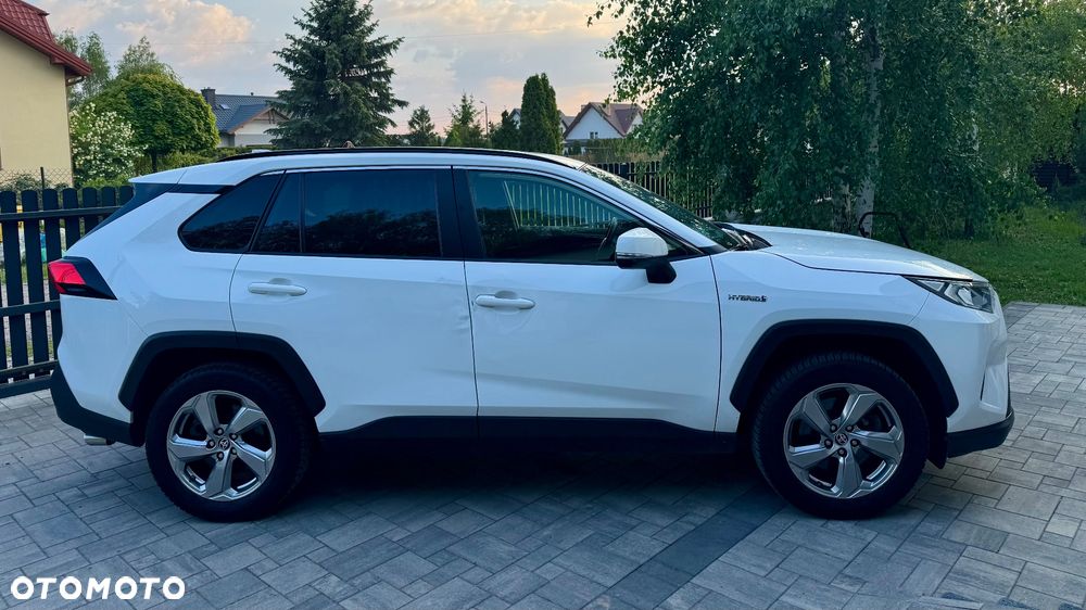 Toyota RAV4 - 10