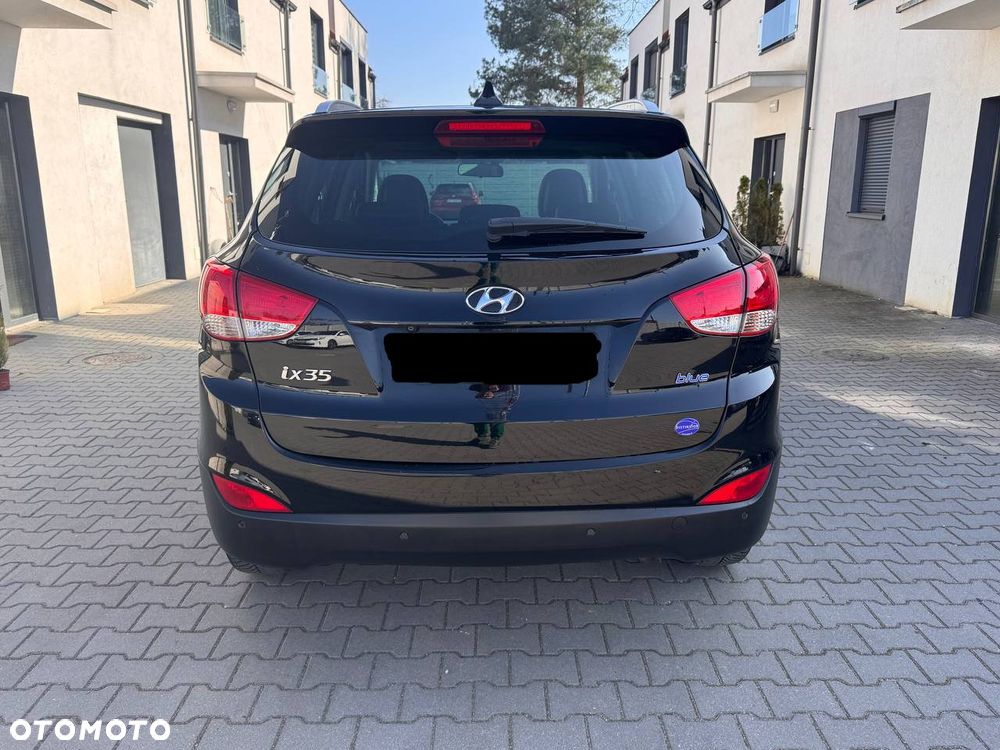 Hyundai ix35 1.7 CRDi 2WD blue Finale Gold - 11