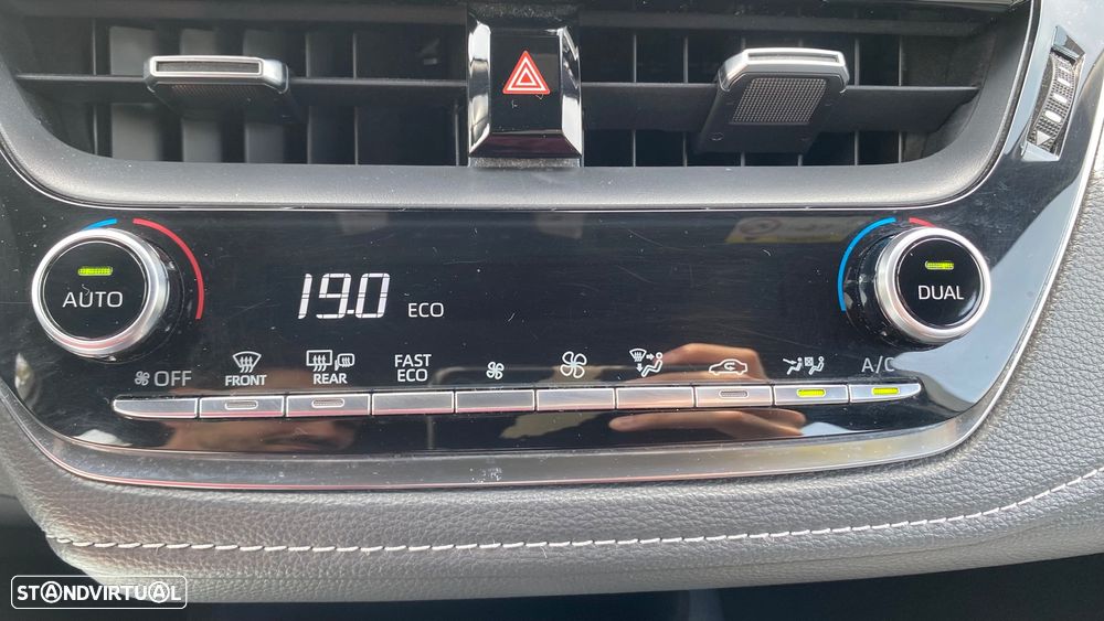 Toyota Corolla Touring Sports 1.8 Hybrid Comfort - 47