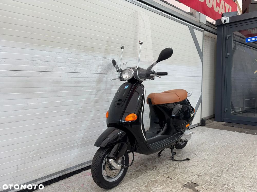 Piaggio Vespa - 7