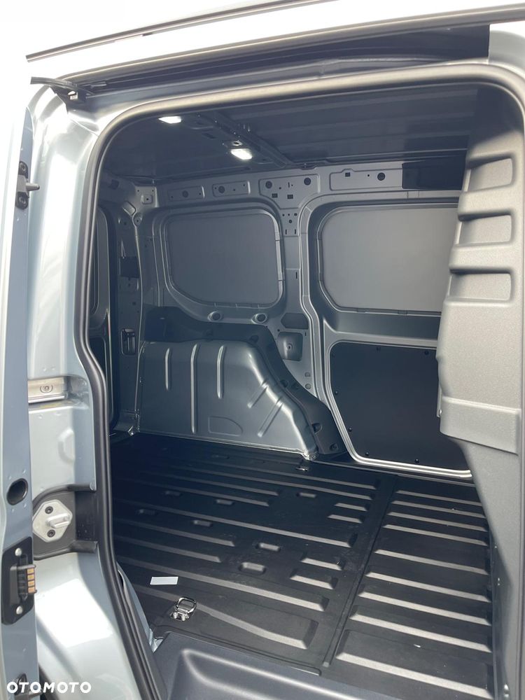 Volkswagen Caddy Cargo - 7