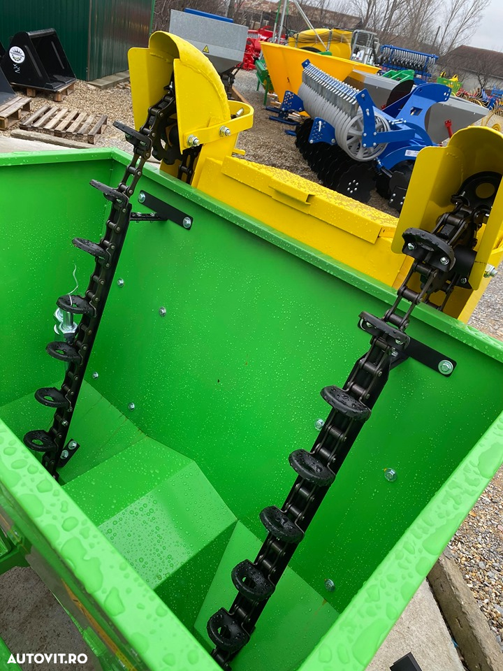 Terraking Plantator de cartofi pe 2 randuri cu fertilizare - 4