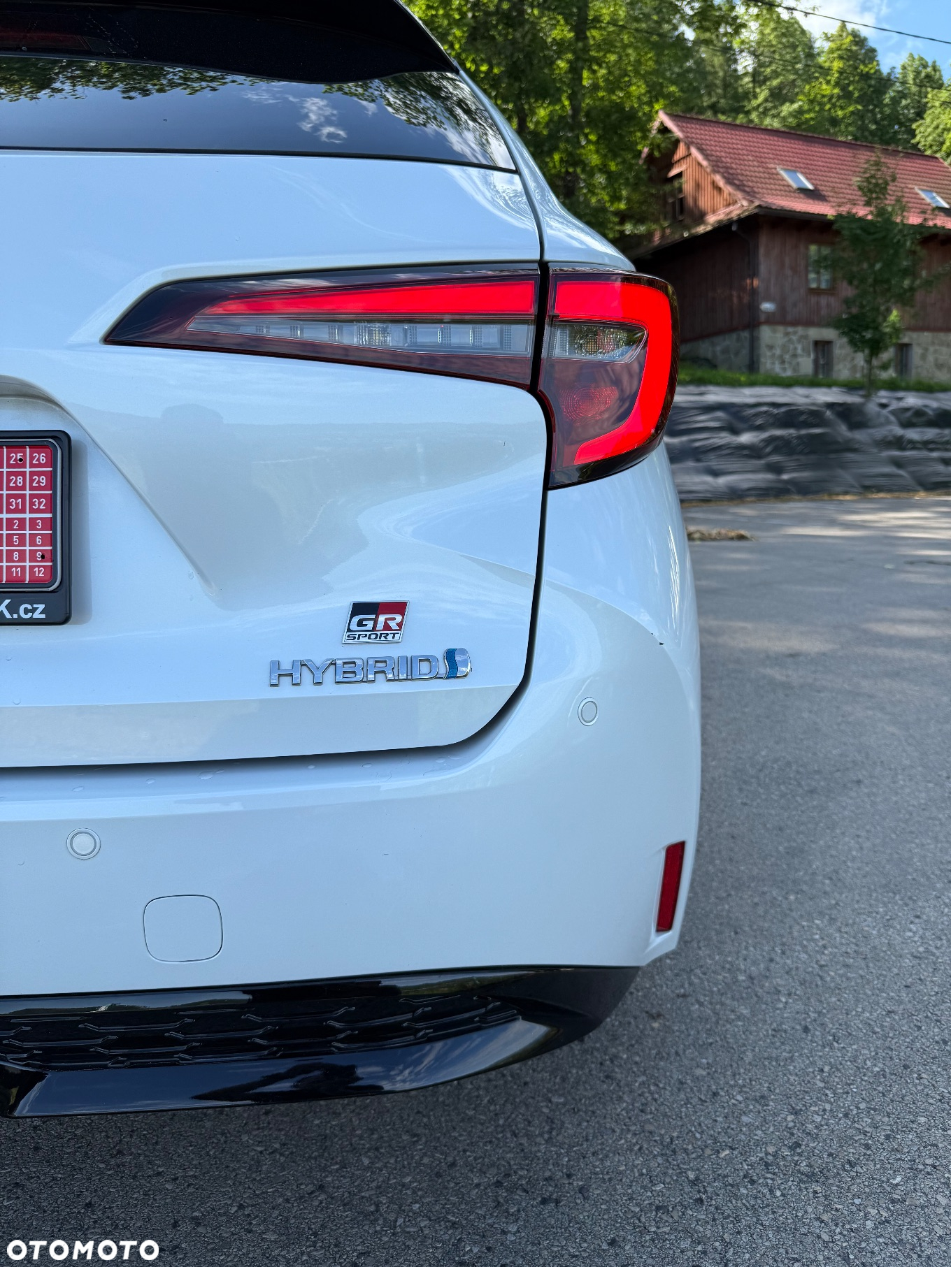 Toyota Corolla 2.0 Hybrid Touring Sports GR Sport - 11