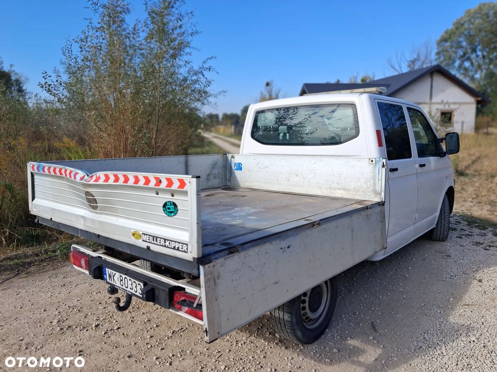 Volkswagen Transporter - 2