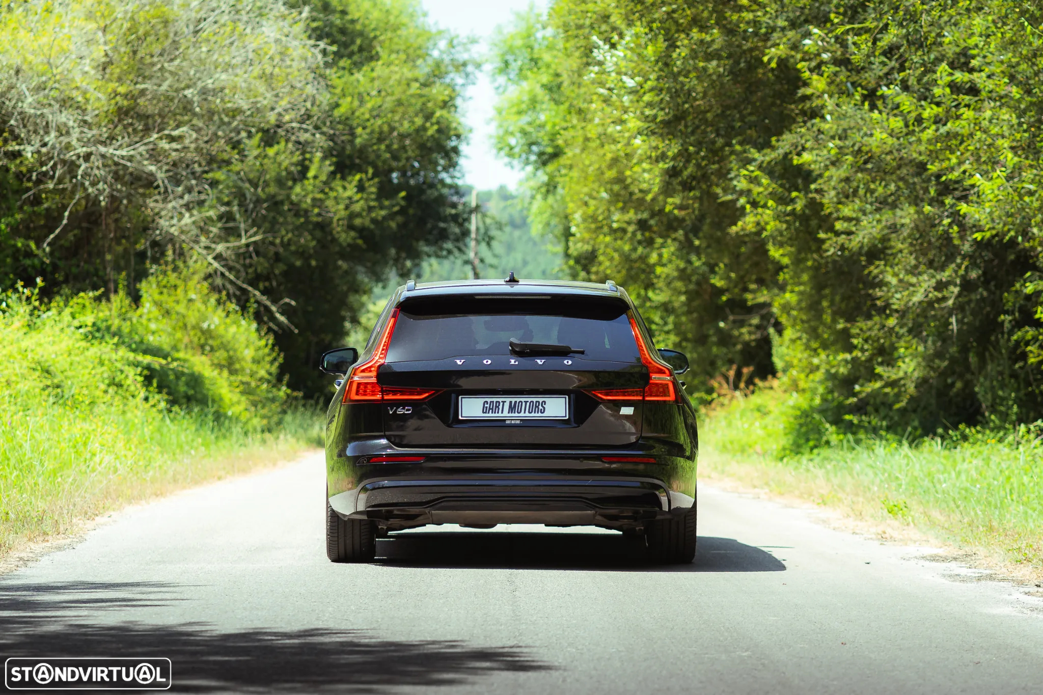 Volvo V60 2.0 T6 AWD TE Plus Dark - 3
