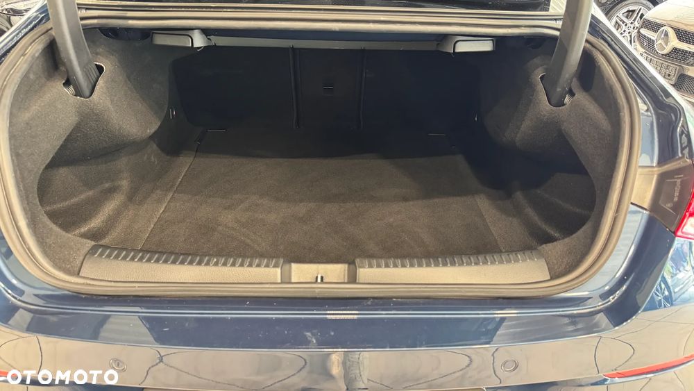 Mercedes-Benz CLA 180 Progressive 7G-DCT - 34