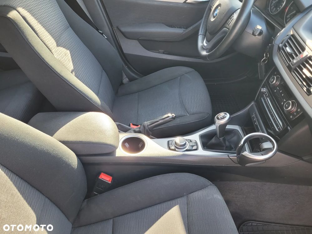 BMW X1 sDrive20d EfficientDynamics - 26