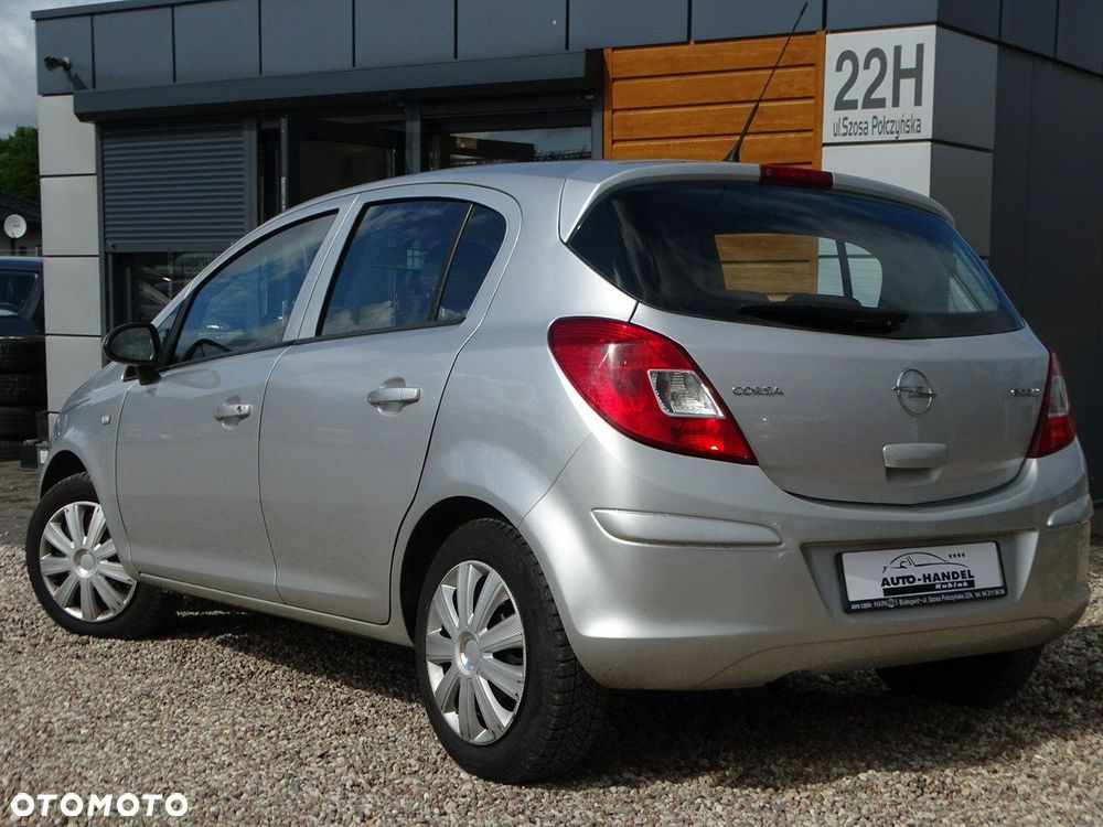 Opel Corsa - 8