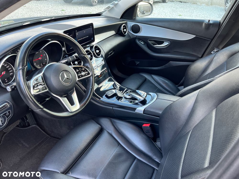 Mercedes-Benz Klasa C 180 d T 9G-TRONIC Avantgarde - 22