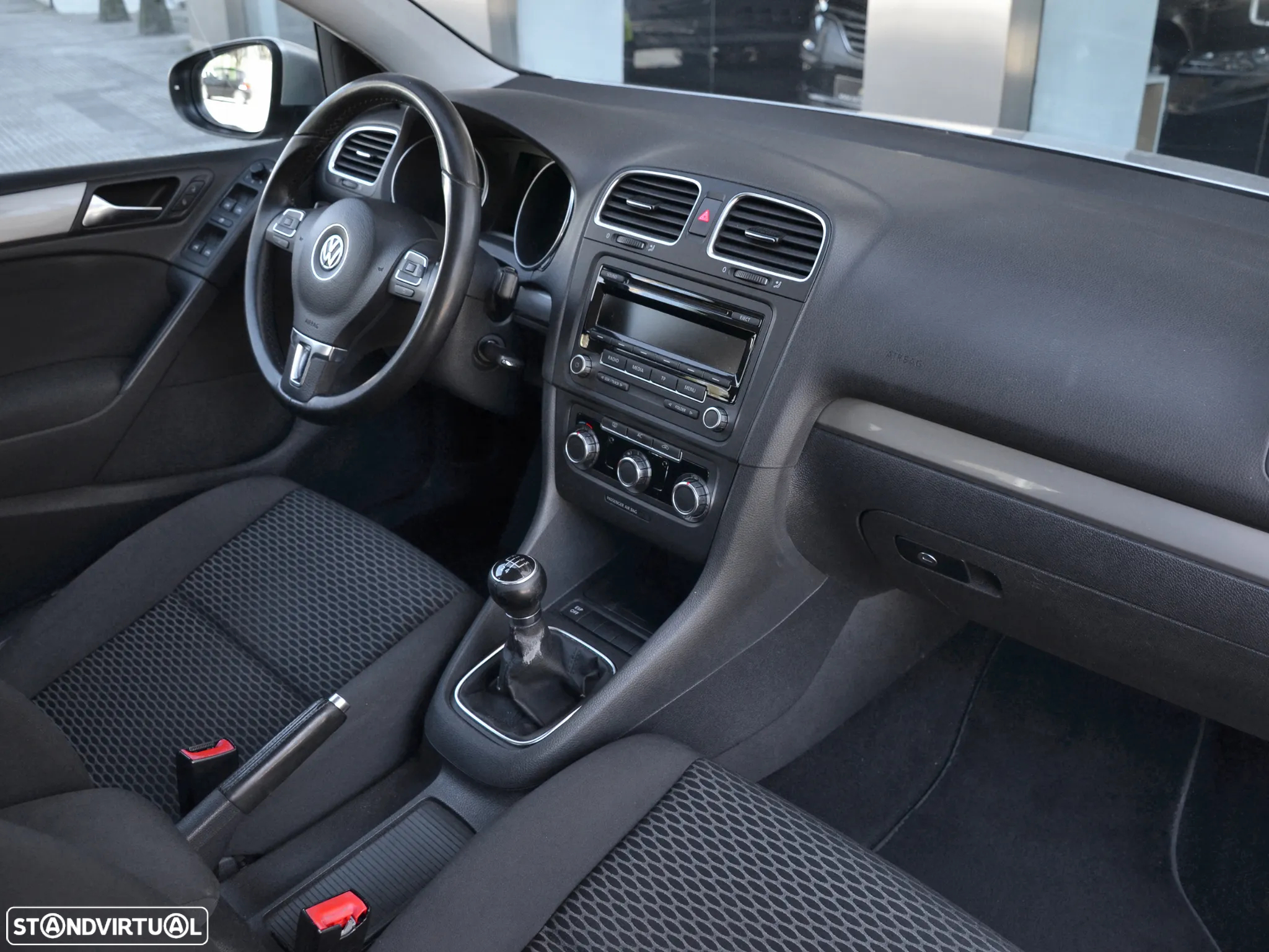 VW Golf 1.6 TDi Trendline - 11