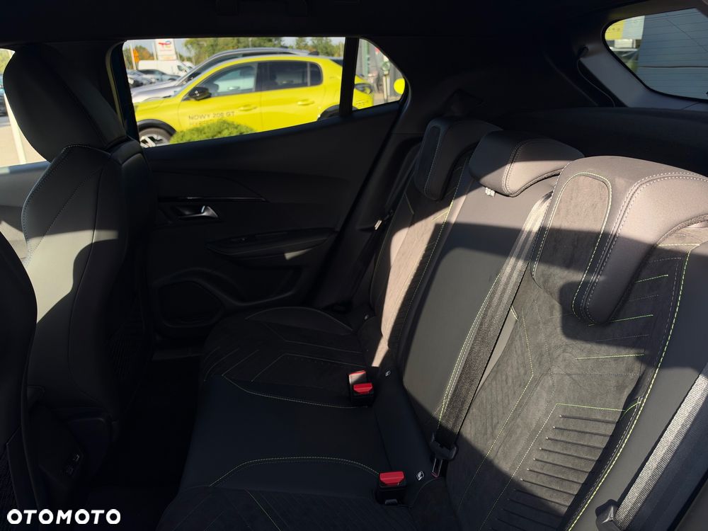Peugeot 2008 - 15