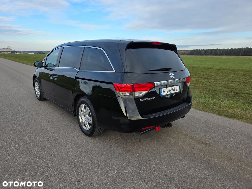 Honda Odyssey 3.5 LX - 7