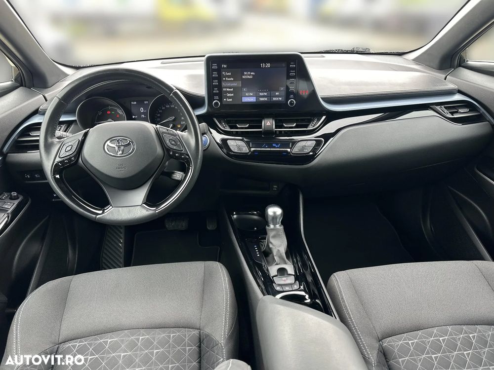 Toyota C-HR - 9