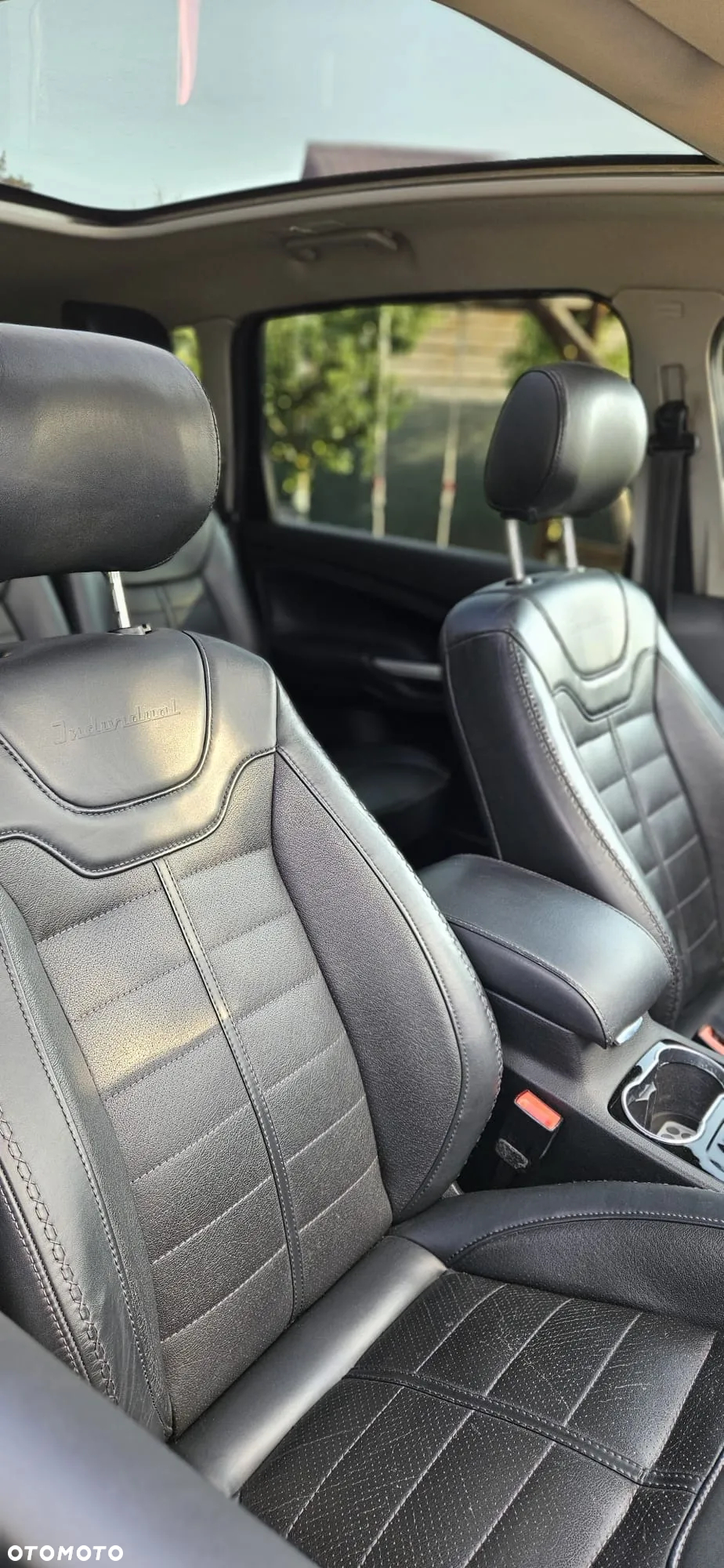 Ford S-Max 2.2 TDCi DPF Titanium - 12