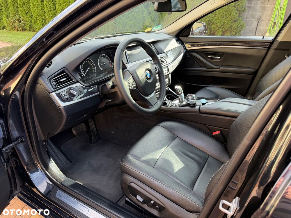 BMW Seria 5 520d Luxury Line - 20