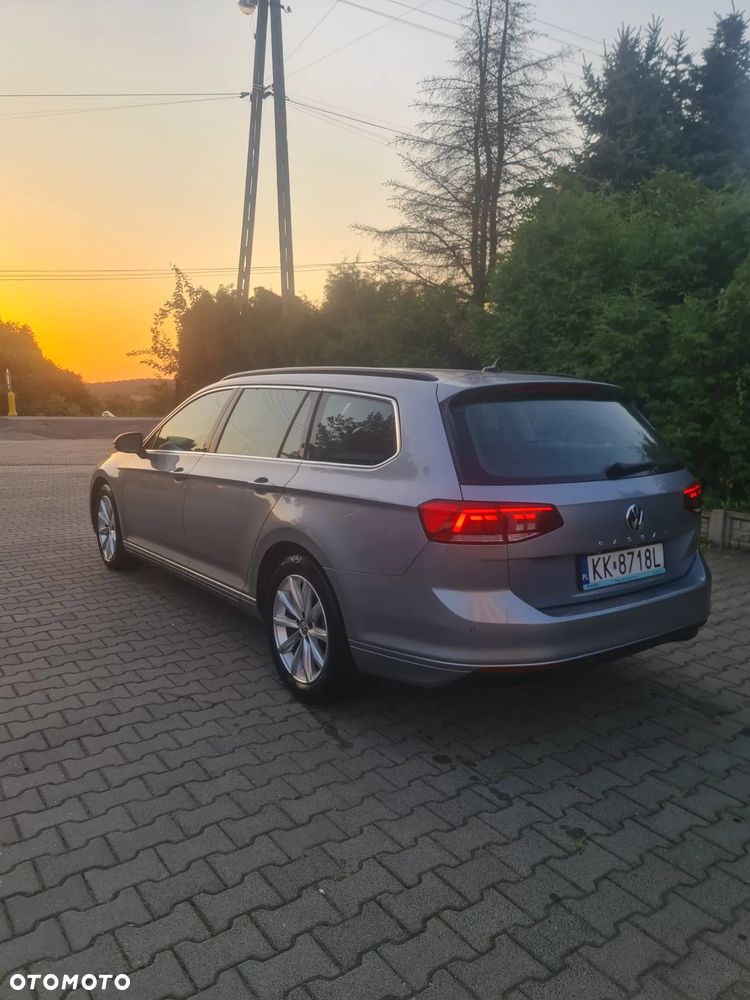 Volkswagen Passat 2.0 TDI SCR DSG Business - 3