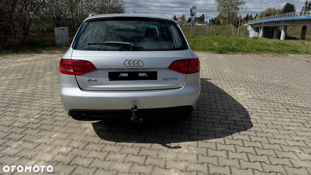 Audi A4 Avant - 6