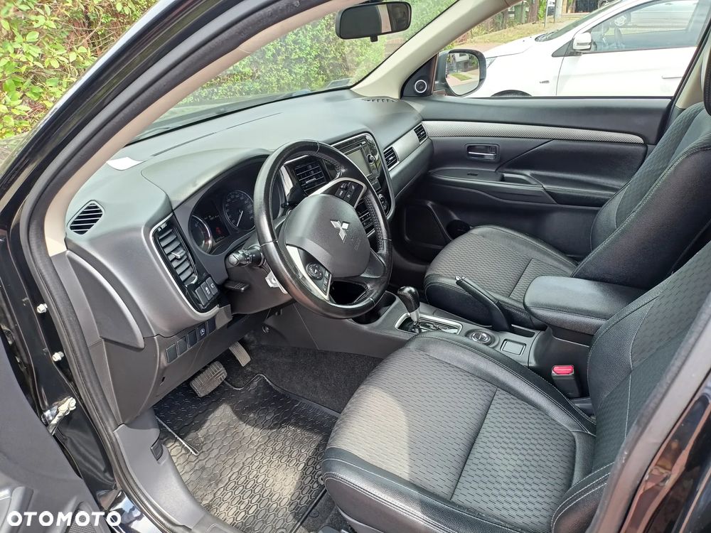Mitsubishi Outlander 2.0 Intense + 4WD CVT - 2