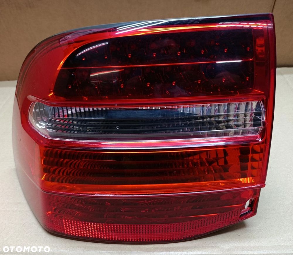 Cayenne I lampa led tylna tył LEWA LIFT ledy działają oryginał, uszkodzony klosz Porsche - 2