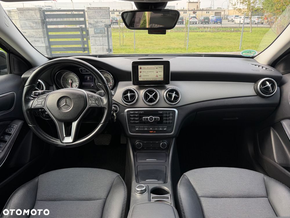 Mercedes-Benz GLA - 6