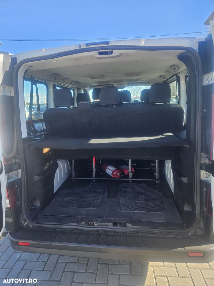 Renault Trafic Combi L1H1 8+1 Authentique - 7