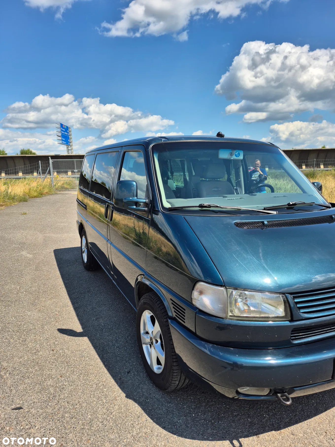 Volkswagen Multivan - 4