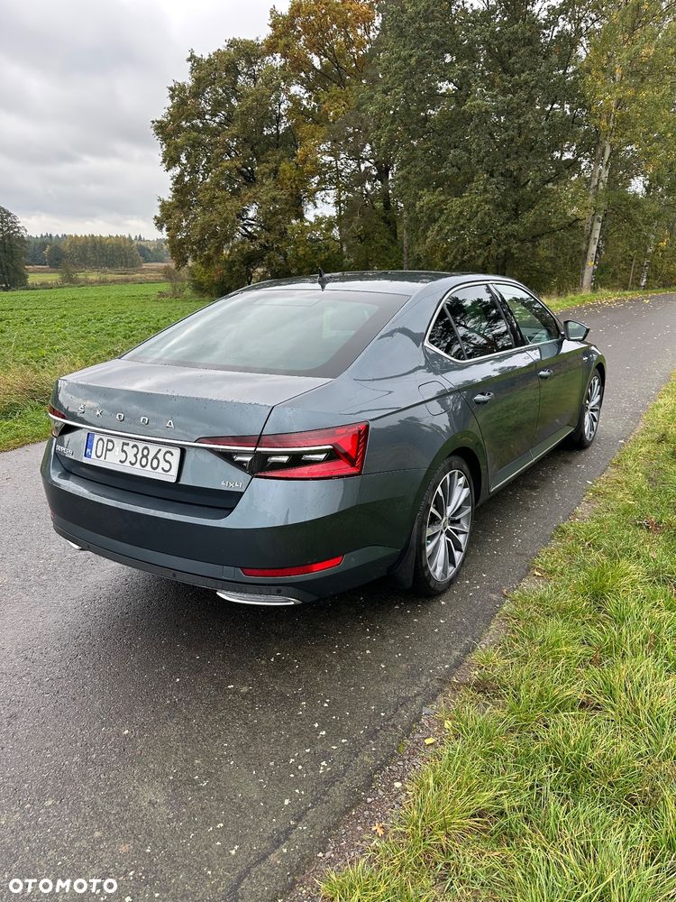 Skoda Superb 2.0 TDI SCR 4x4 L&K DSG - 4