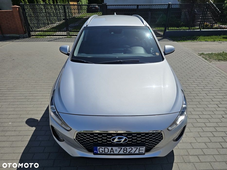 Hyundai i30 1.6 D Premium - 24