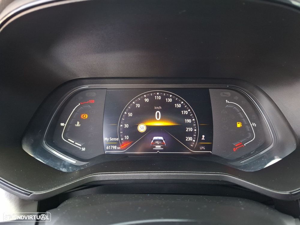Renault Clio 1.0 TCe Techno Bi-Fuel - 16