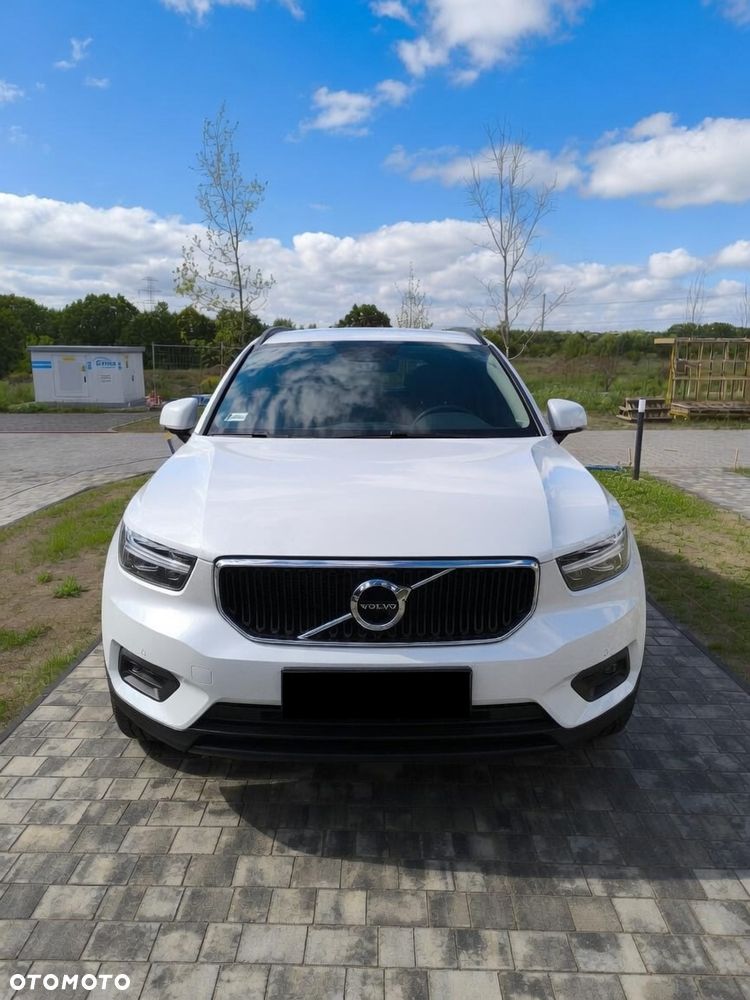 Volvo XC 40 T3 Momentum - 4