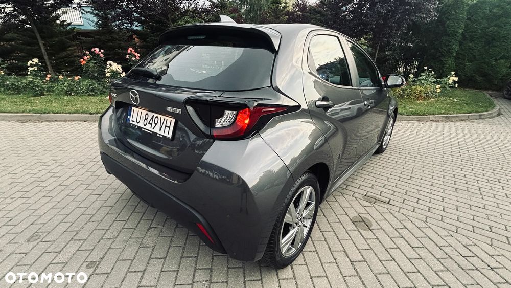 Mazda 2 Hybrid - 5
