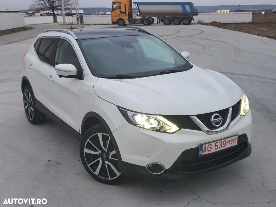 Nissan Qashqai 1.6 DCI Xtronic TEKNA+ - 2