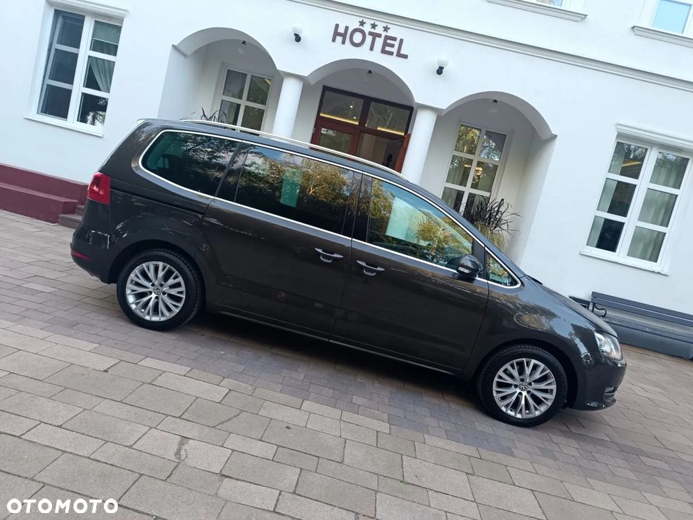 Volkswagen Sharan 2.0 TDI DSG BlueMotion Technology Highline - 12