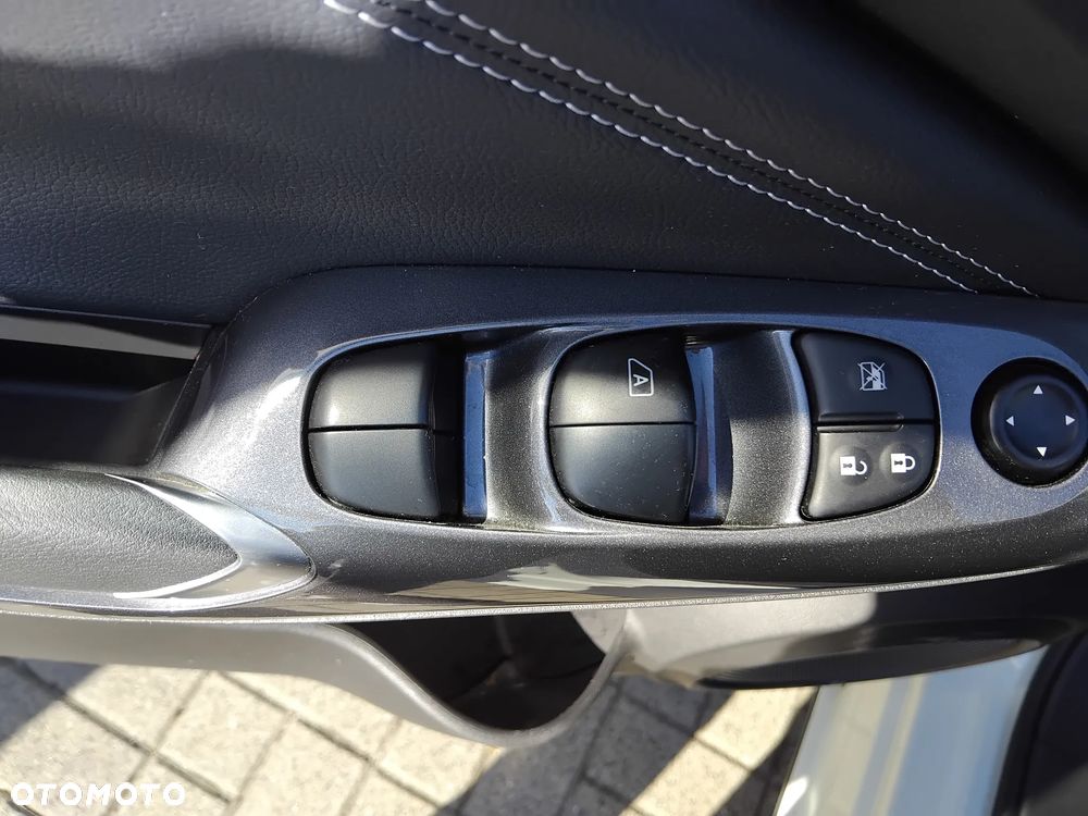 Nissan Juke 1.6 Hybrid N-Connecta AMT - 16