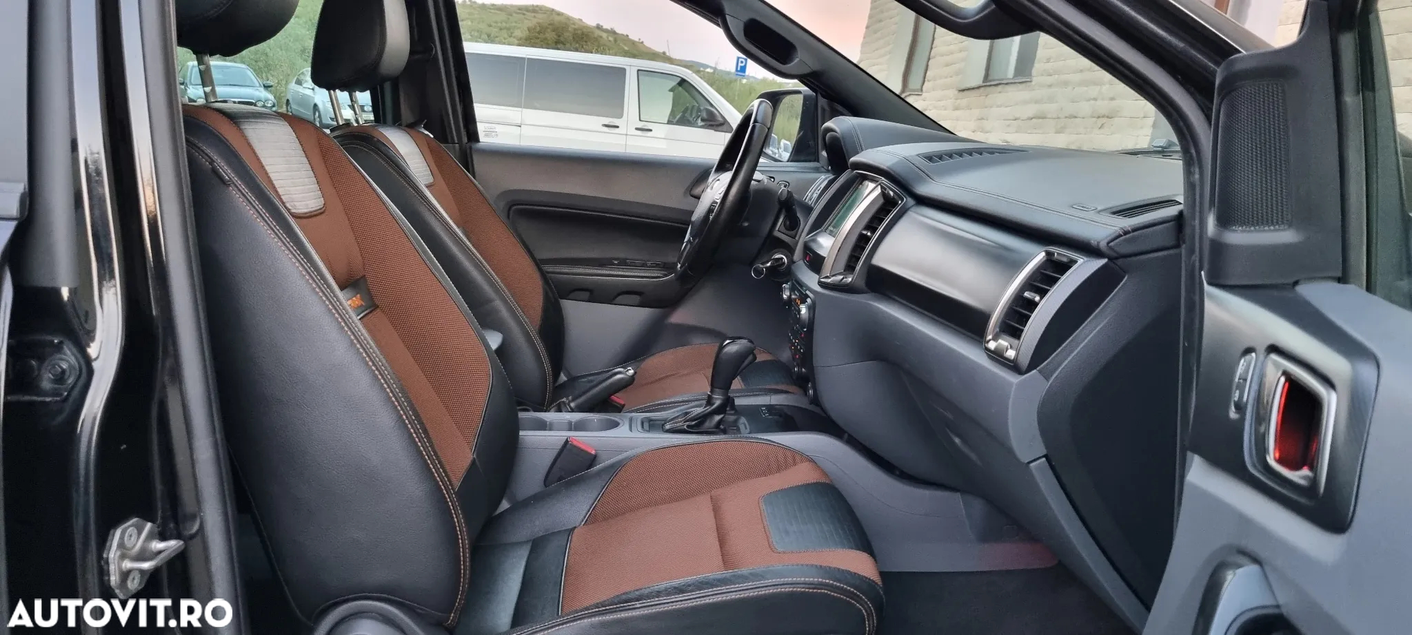 Ford Ranger Pick-Up 3.2 Duratorq 200 CP 4x4 Cabina Dubla Wildtrack Aut. - 17