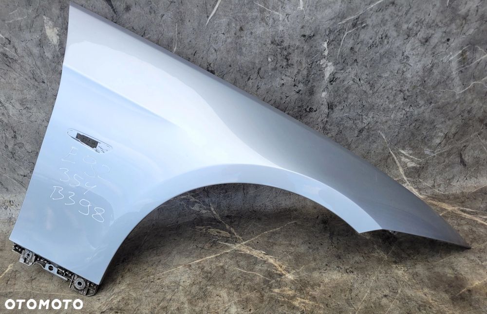 BŁOTNIK PRAWY PRZÓD PRZEDNI BMW E92 E93 354 TTIANSILBER B398