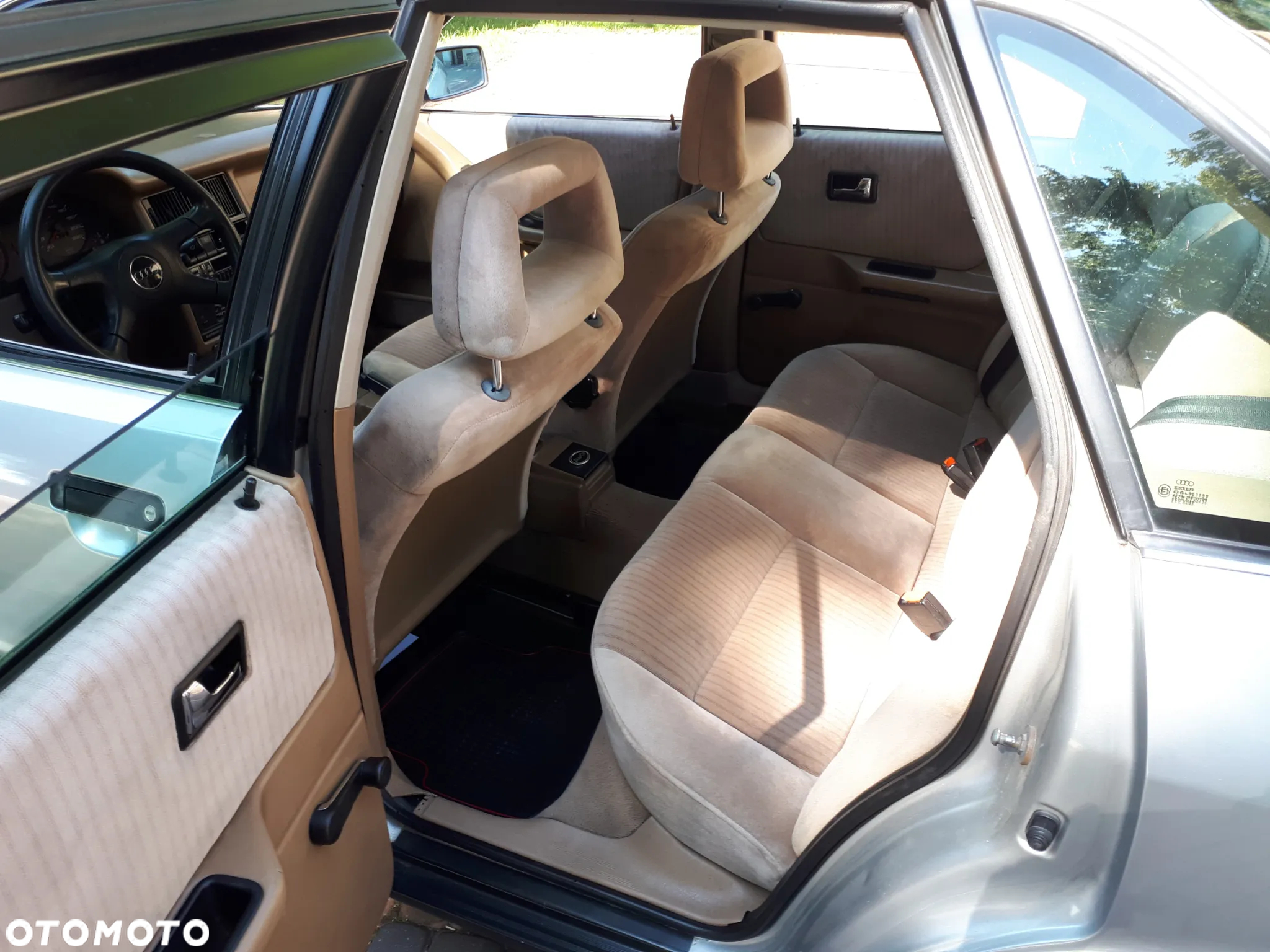 Audi 90 2.0 - 20
