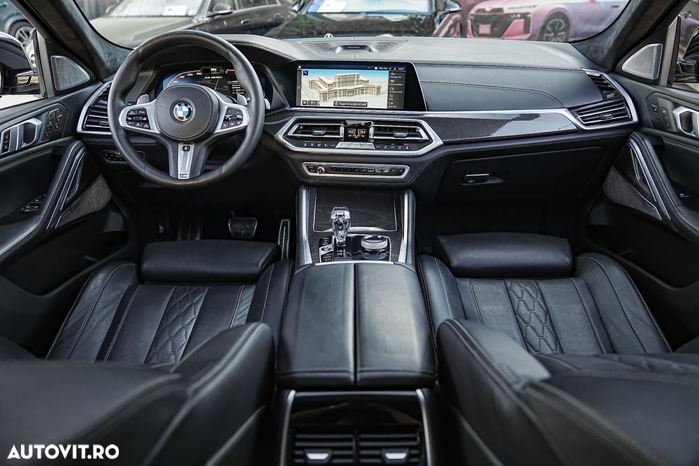 BMW X6 M M50i - 13