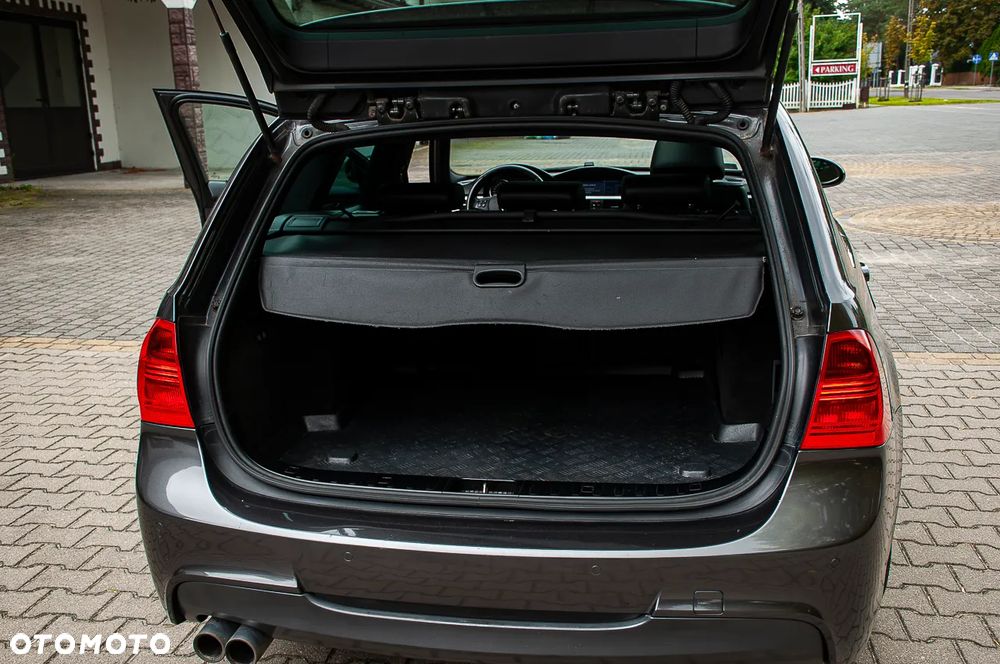 BMW Seria 3 325d DPF - 8