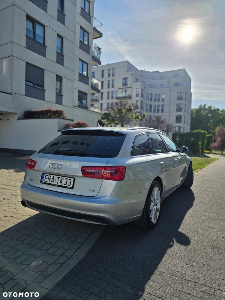 Audi A6 Avant 2.0 TDI Multitronic - 11