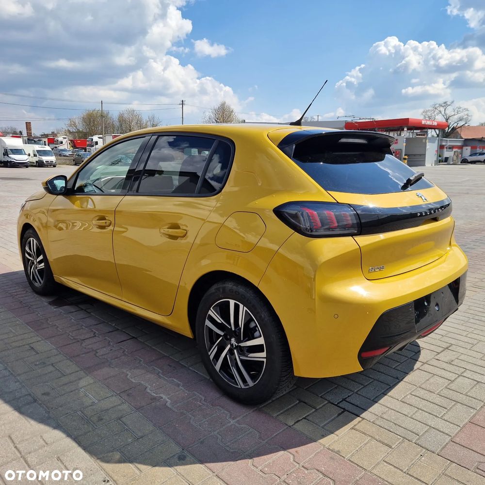 Peugeot 208 - 2