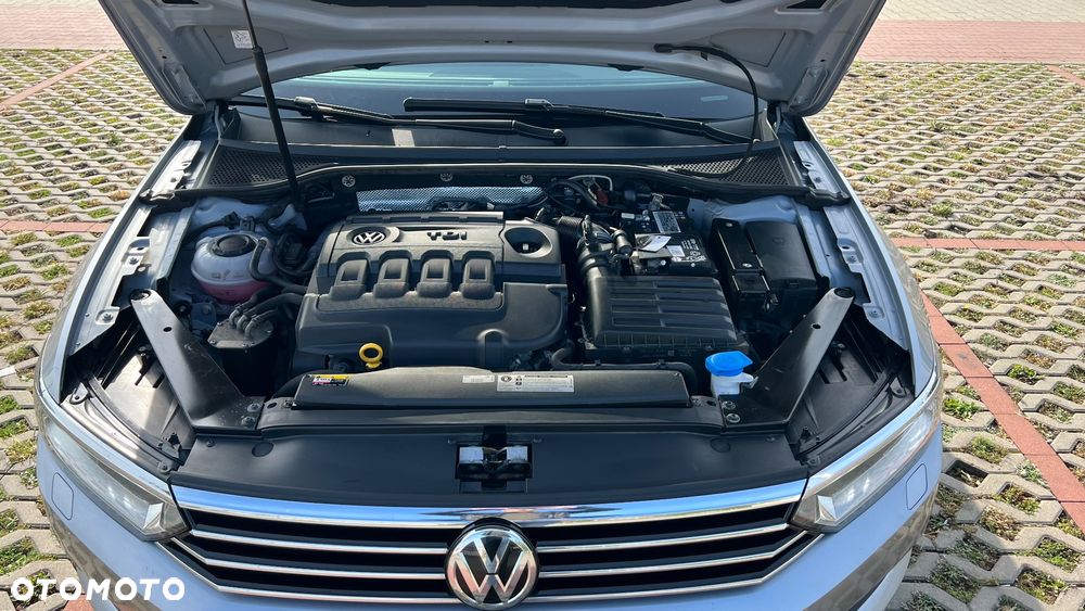 Volkswagen Passat 2.0 TDI BMT Comfortline - 14
