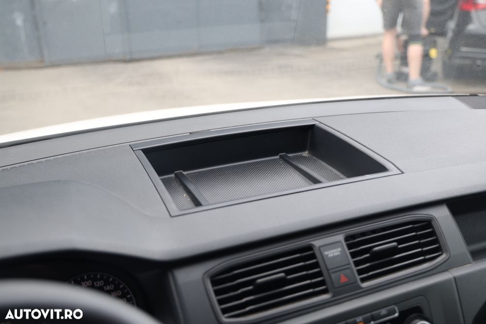 Volkswagen Caddy Maxi - 20