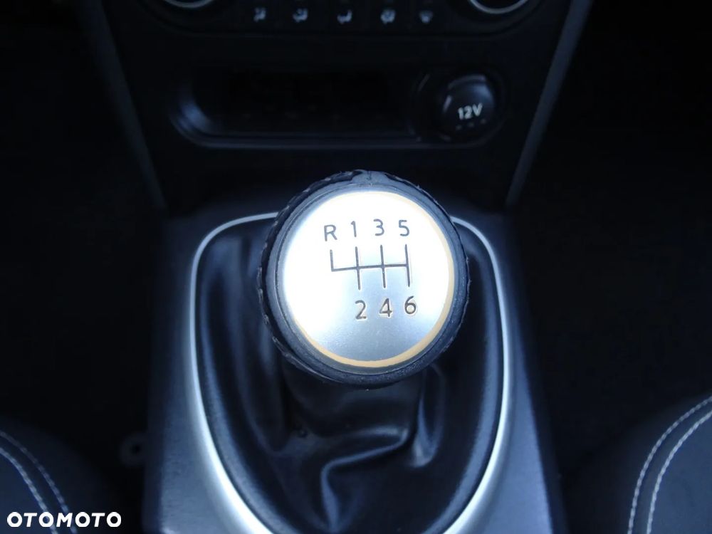 Nissan Qashqai 2.0 360 - 29