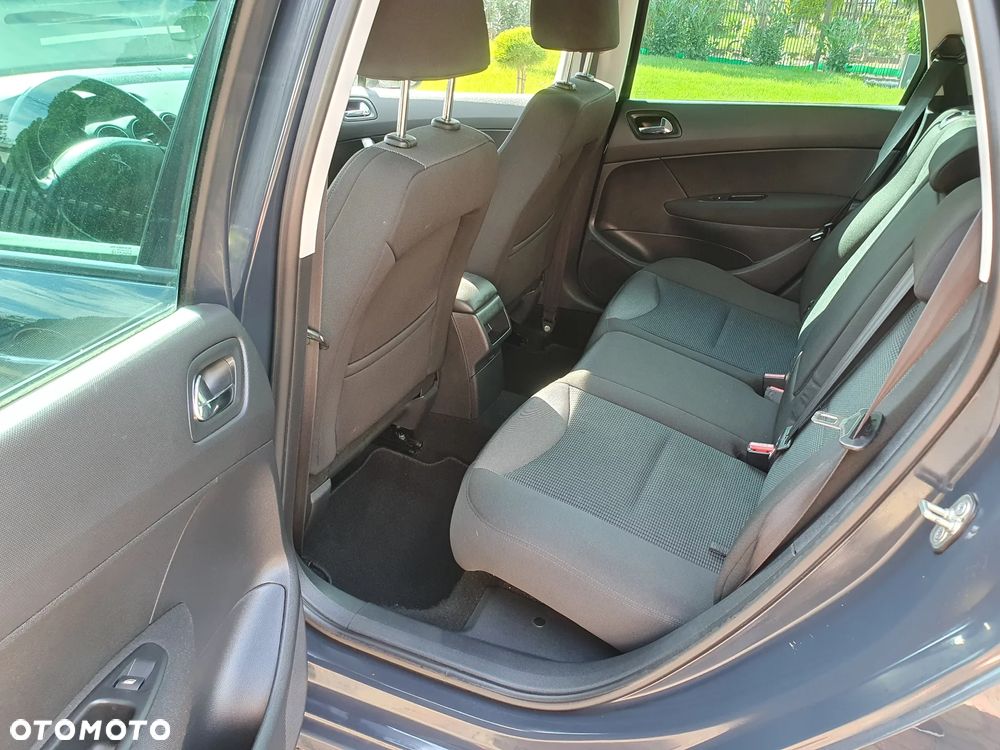 Peugeot 308 120 VTi Automatik Active - 11